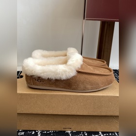 UGG Осень/Зима 2025 Новинки Anselie Mu