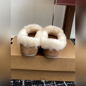 UGG Осень/Зима 2025 Новинки Anselie Mu