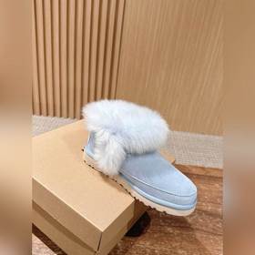 UGG Shearling-Lined Classic Short Boot