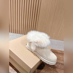 UGG Shearling-Lined Classic Short Boot