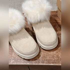 UGG Shearling-Lined Classic Short Boot