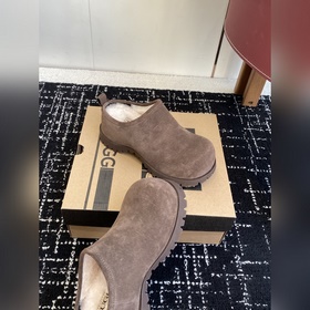 Я полностью очарована слипонами UGG 25