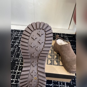 Я полностью очарована слипонами UGG 25