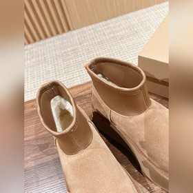 Новые сапоги UGG Oil-Stained New Dip B
