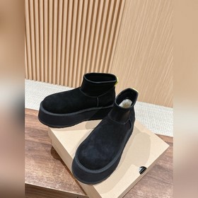 Новые сапоги UGG Oil-Stained New Dip B