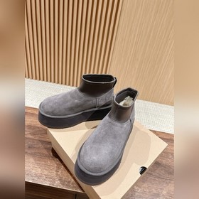 Новые сапоги UGG Oil-Stained New Dip B