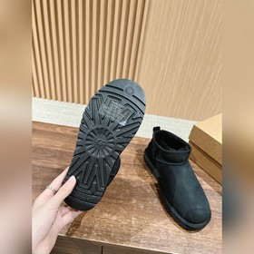 UGG Mini# Снежные сапоги с тонкой подо