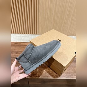 UGG Mini# Снежные сапоги с тонкой подо