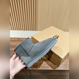 UGG 5845 Классические зимние сапоги Lo