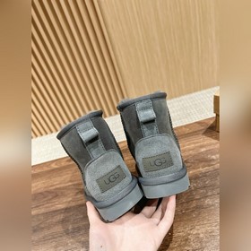 UGG 5845 Классические зимние сапоги Lo