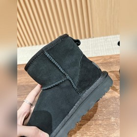 UGG 5845 Классические зимние сапоги Lo