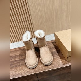 UGG 5825 Классические полусапоги до се