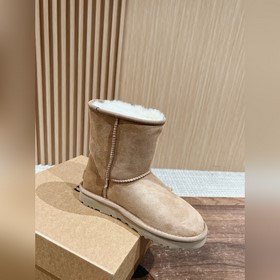 UGG 5825 Классические полусапоги до се