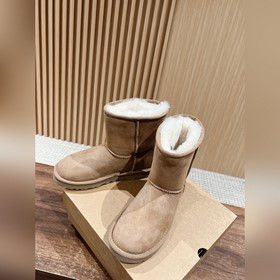 UGG 5825 Классические полусапоги до се