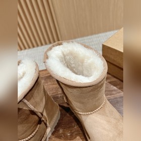 UGG 5825 Классические полусапоги до се