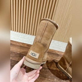 UGG 5825 Классические полусапоги до се