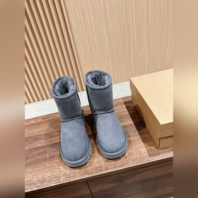 UGG 5825 Классические полусапоги Longf