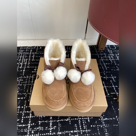 Ботинки UGG Kailin с искусственным ме