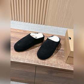 UGG Oil Slick New Style Low-Cut Slip-O