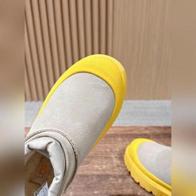 Снежные ботинки UGG Cl Ultra Mini Weat