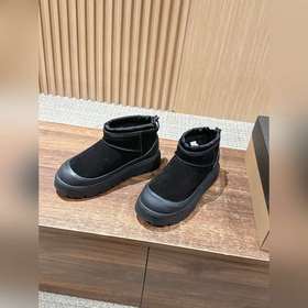 Снежные ботинки UGG Cl Ultra Mini Weat