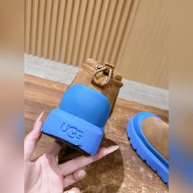 Снежные ботинки UGG Cl Ultra Mini Weat