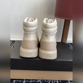 Слипоны UGG Tasman Weather Hybrid Slip