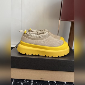 Слипоны UGG Tasman Weather Hybrid Эти 