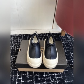Слипоны UGG Tasman Weather Hybrid Slip