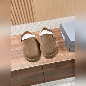 Новые шерстяные туфли-муле от UGG, как