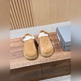 Новые шерстяные туфли-муле от UGG, как