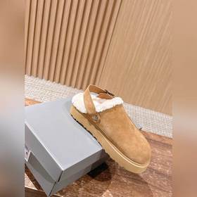 Новые шерстяные туфли-муле от UGG, как