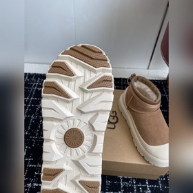 UGG Tasman Weather Hybrid Slip-On — кл