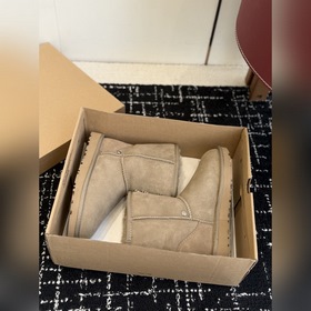 Снежные ботинки UGG x Crocs 25SS Coupl