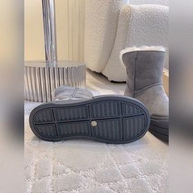 Новые утепленные снежные сапоги UGG с 