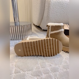 Новые утепленные зимние сапоги UGG с ш