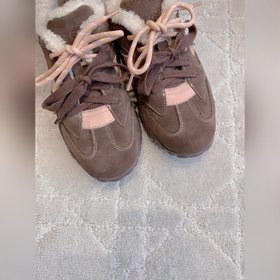 Новые ботинки UGG с толстой подошвой и