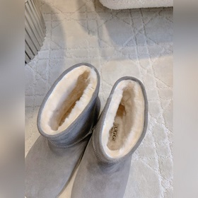Новые утепленные зимние сапоги UGG с ш