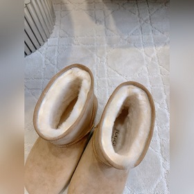 Новые утепленные зимние сапоги UGG с ш