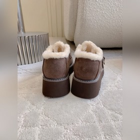 Новые утепленные ботинки UGG с толстой