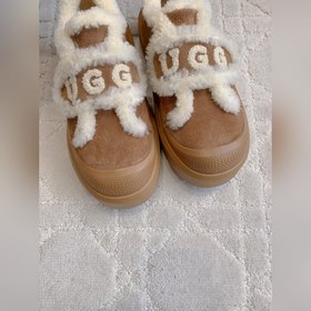 Новые ботинки UGG с толстой подошвой и