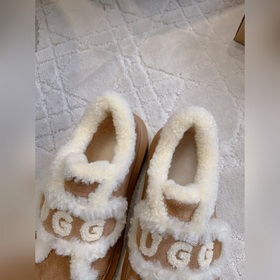 Новые ботинки UGG с толстой подошвой и