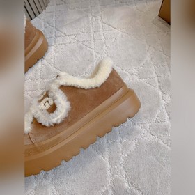 Новые ботинки UGG с толстой подошвой и