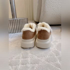 Новые ботинки UGG с толстой подошвой и