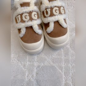 Новые ботинки UGG с толстой подошвой и