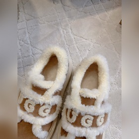 Новые ботинки UGG с толстой подошвой и
