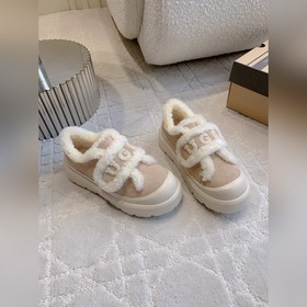 Новые ботинки UGG с толстой подошвой и