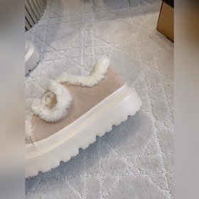 Новые ботинки UGG с толстой подошвой и