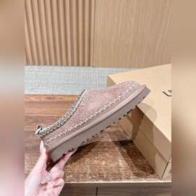 UGG Oil-Stained Bestseller Snow Boots 