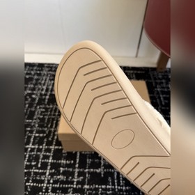 Высококачественные сапоги Ugg： предст